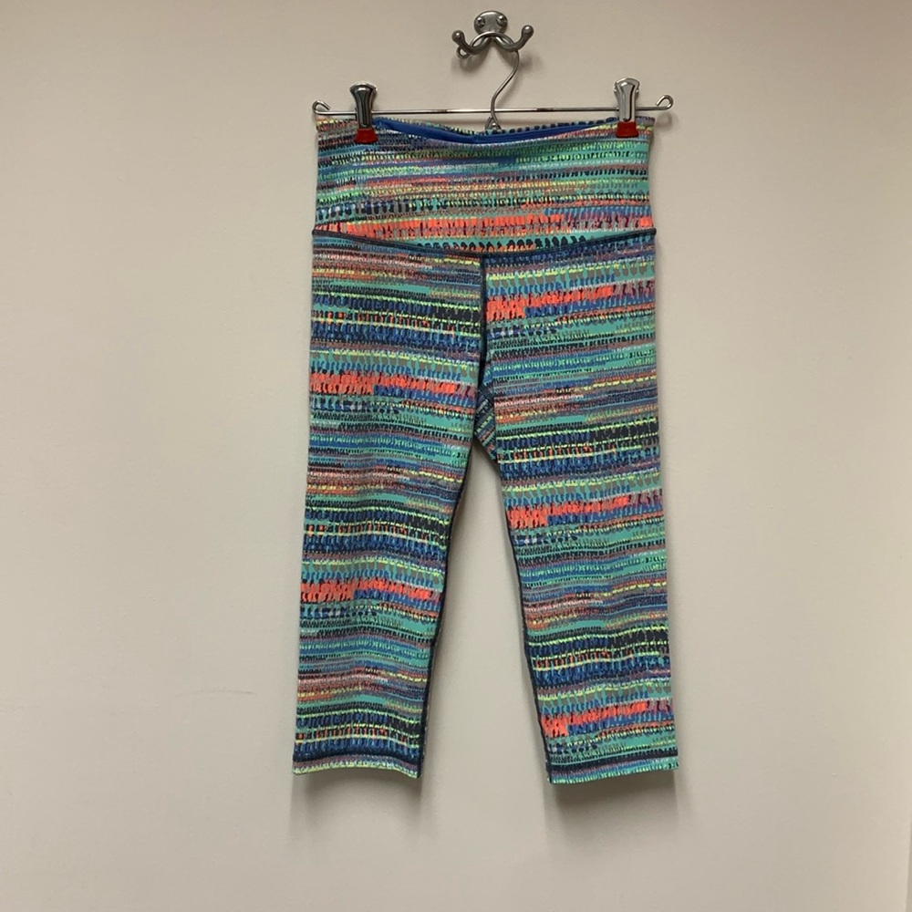 Victoria’s Secret knockout crop leggings